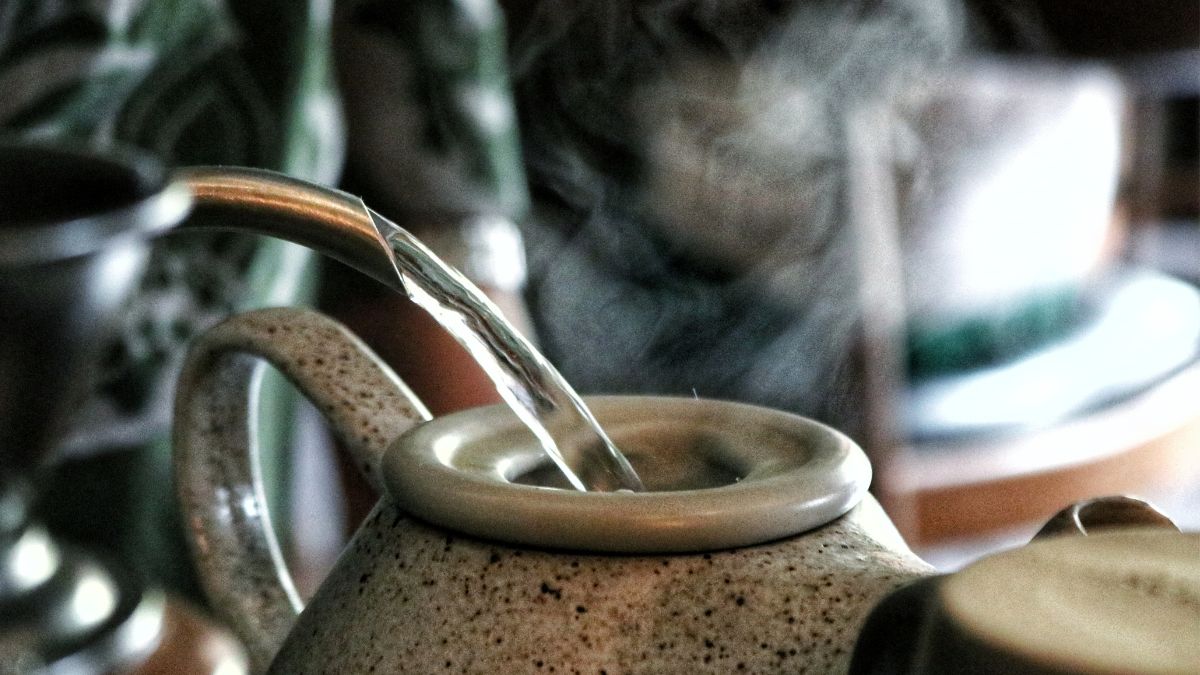 Benefits of Drinking Warm Water