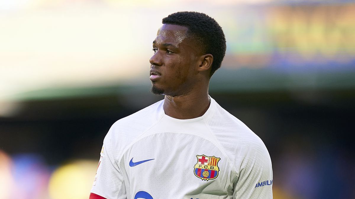 Tottenham in Talks with Barcelona for Ansu Fati Loan Deal Amidst Competition from Chelsea