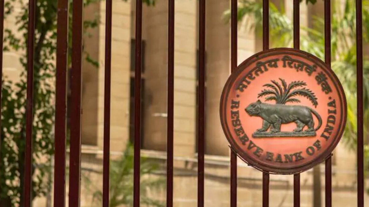 RBI hikes annual compensation ceiling limit for non-executive bank directors to Rs 30 lakh