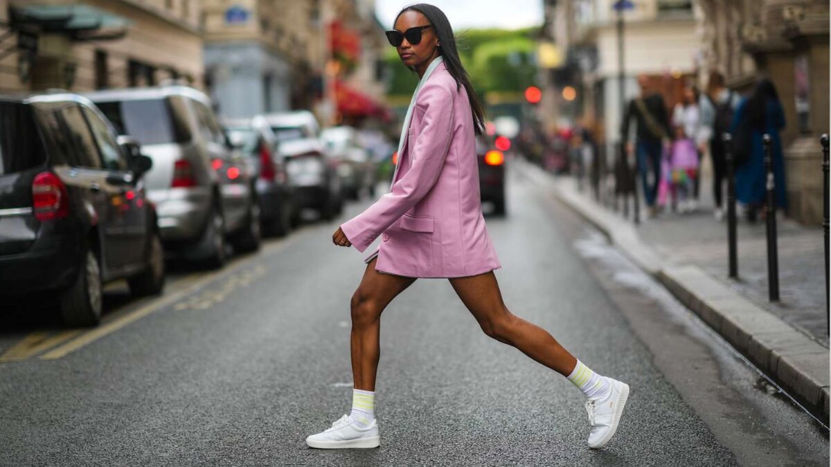 Maintain your pair of sneakers as fresh as new! Follow these expert tips