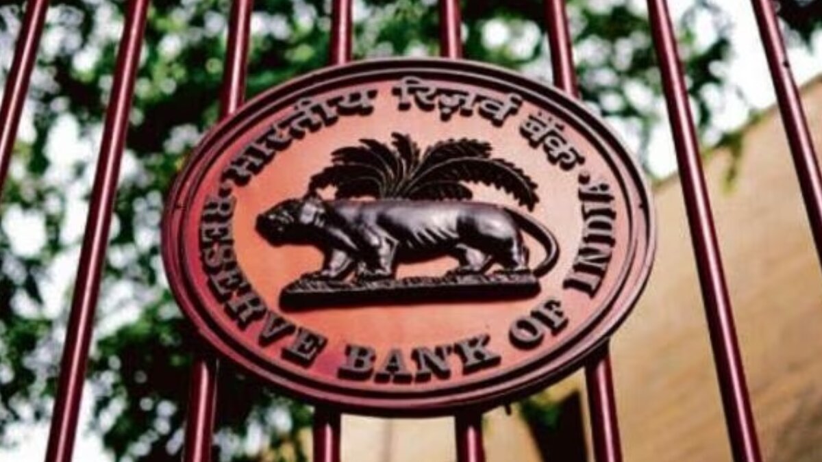 RBI modifies regulations to ensure supervision returns filing from banks, NBFCs