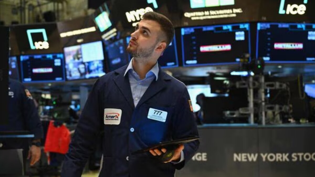 Global market status: US stocks ranked low as investors await for the economic data