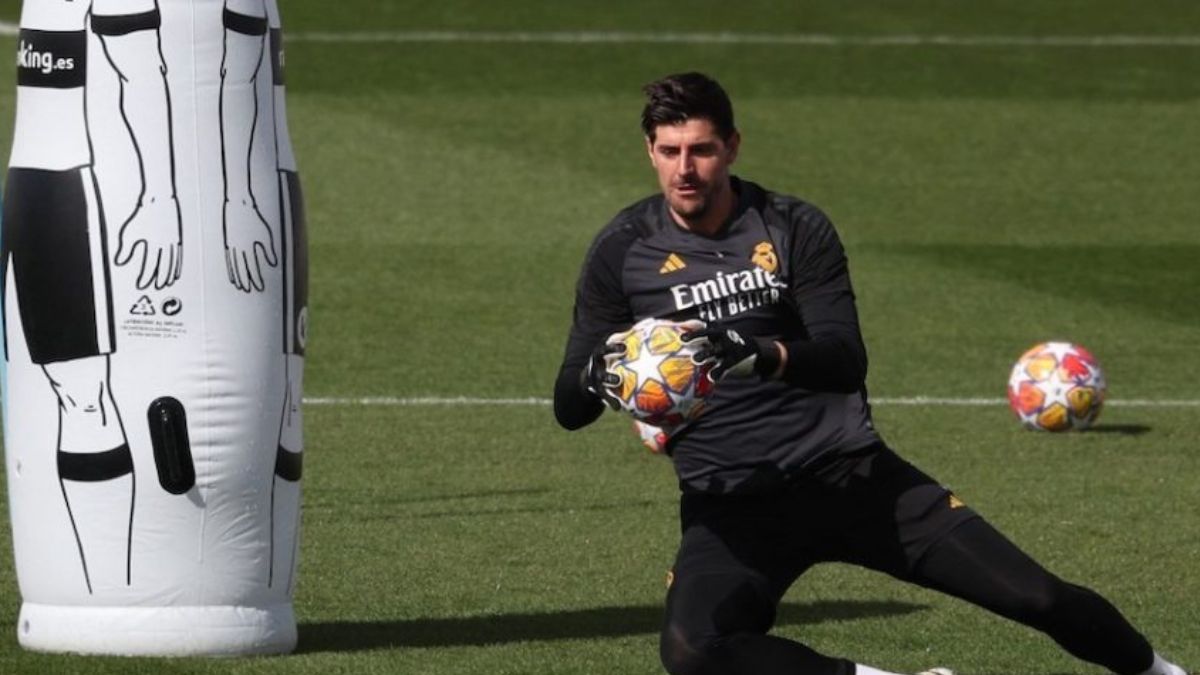 Real Madrid goalkeeper Thibaut Courtois suffers another injury setback ahead of Manchester City UCL match