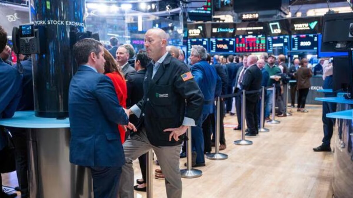 Global markets: Dow Jones down, S&P 500 and Nasdaq witnesses growth post inflation data