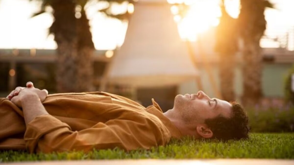 Feeling the afternoon fatigue? Try these 5 energy-boosting snacks to keep lethargy at bay