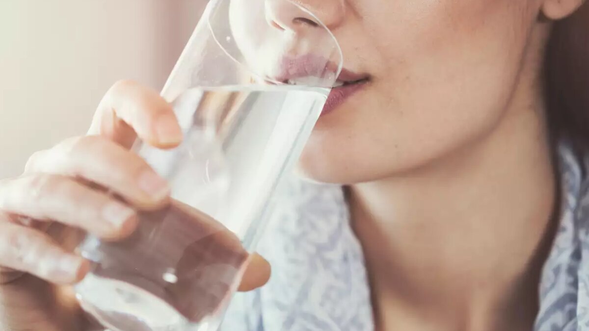 Give up drinking cold icy water in the summers; here are 7 reasons to convince you