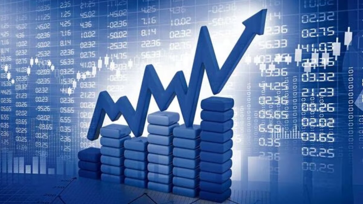 FIIs trades shares at Rs 6,995 cr, while DIIs purchases shares worth Rs 5,643 cr