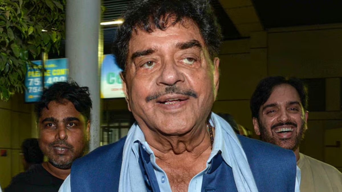 Veteran actor Shatrughan Sinha hospitalised; son Luv Sinha verifies health status