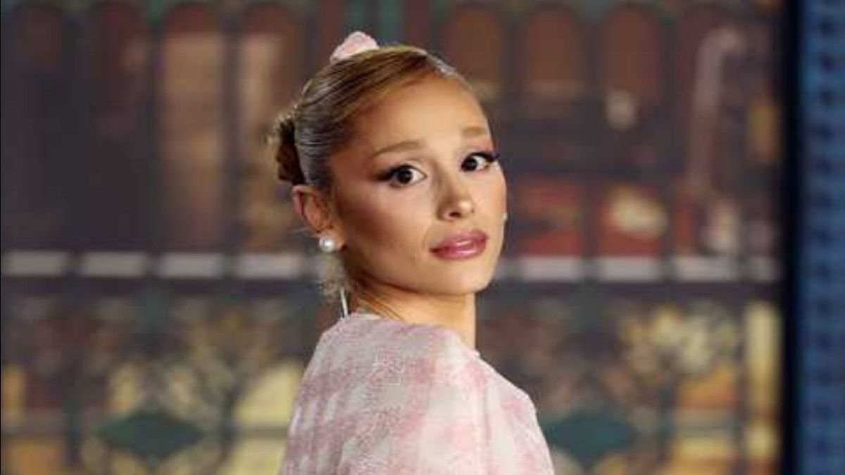 Is Ariana Grande quitting her well-received pop career?