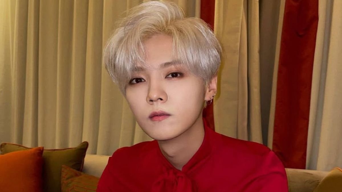 Ex-EXO member Luhan faces ban from Chinese social media, post cursing during his live session