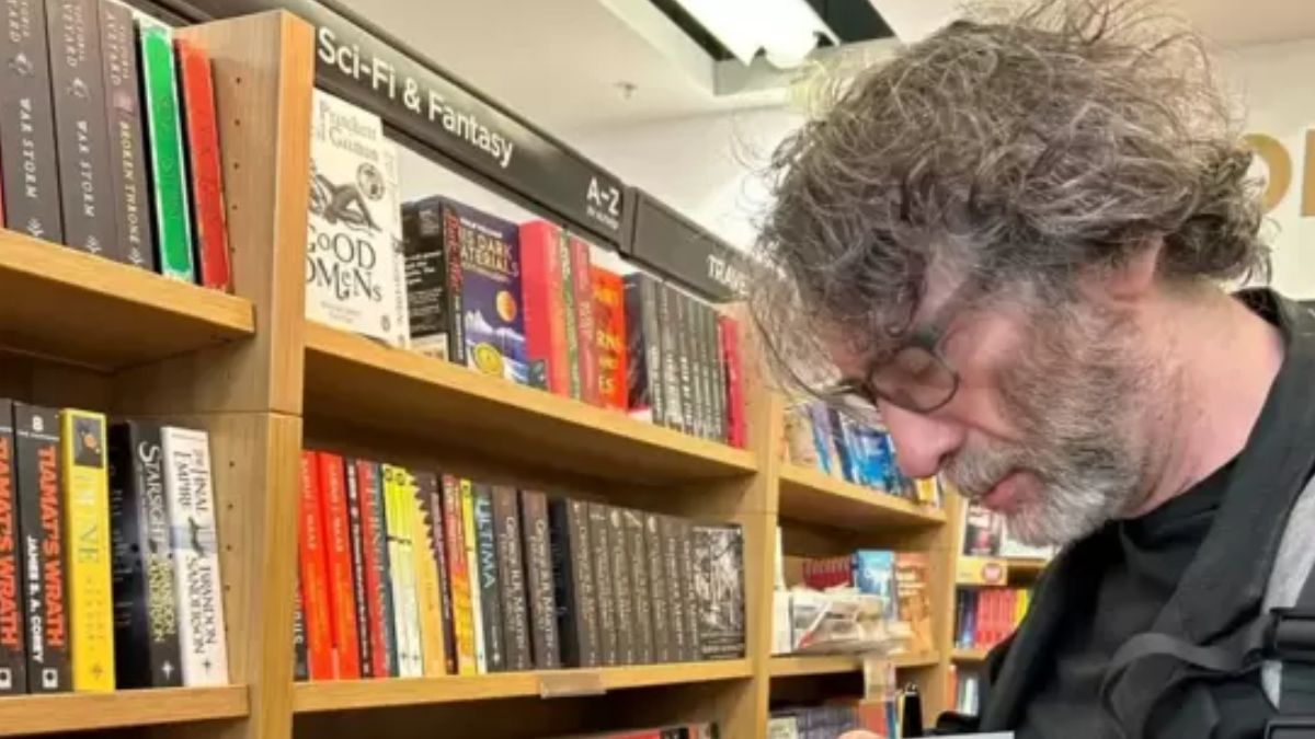 The Sandman’s author Neil Gaiman faces severe sexual assault charges by 9 women