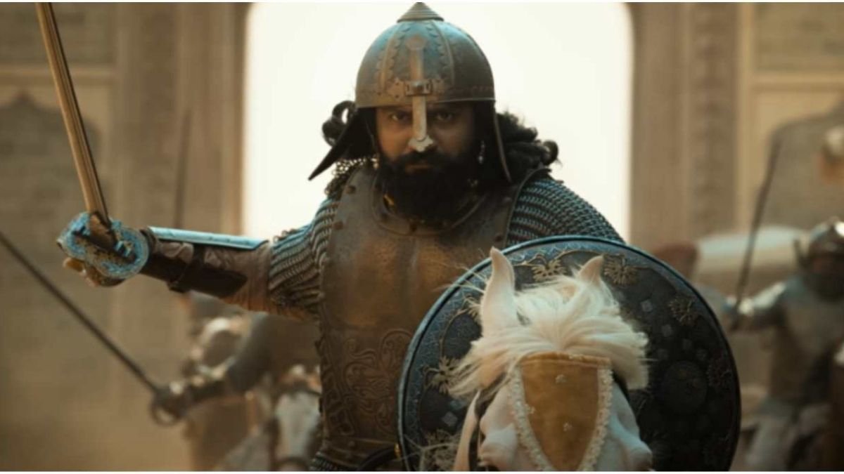 Chhaava: Vicky Kaushal and Rashmika Mandanna starrer scores an exceptional Rs 21 cr on day 7