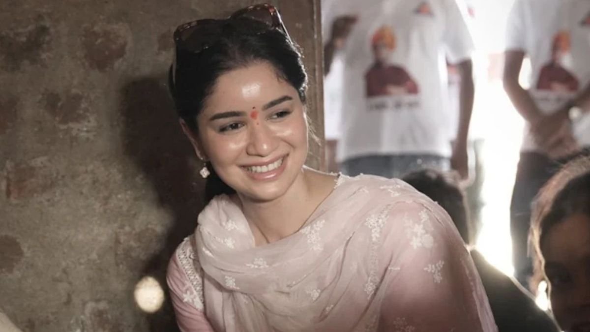 Is Sara Tendulkar planning to debut in Bollywood? Deets here